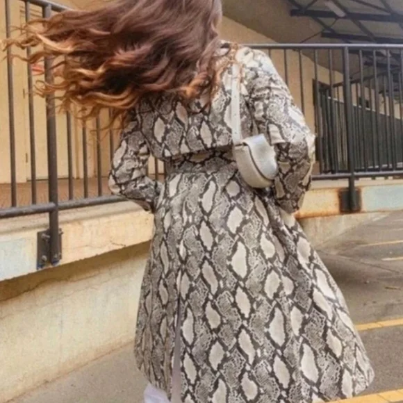 Faux Snakeskin Leather Trench Coat Duster Jacket Size: Xs - Picture 3 of 12